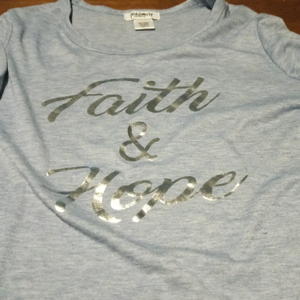 StitchWurks Graphics Scoop Neck Top Size M